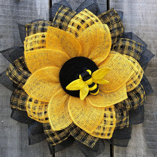 Bee Sunflower Wreath / Easter Bee Day Party Decoration